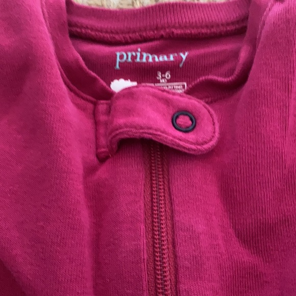 Primary one piece - Picture 2 of 2